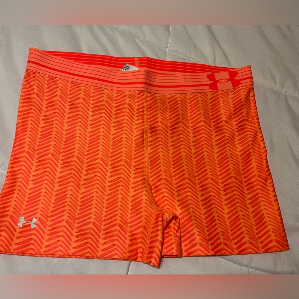 Under Armour heat gear short